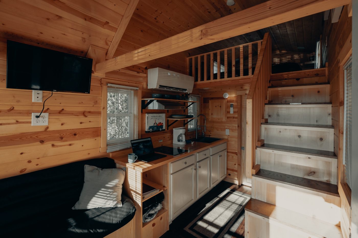 one room cabin interior ideas