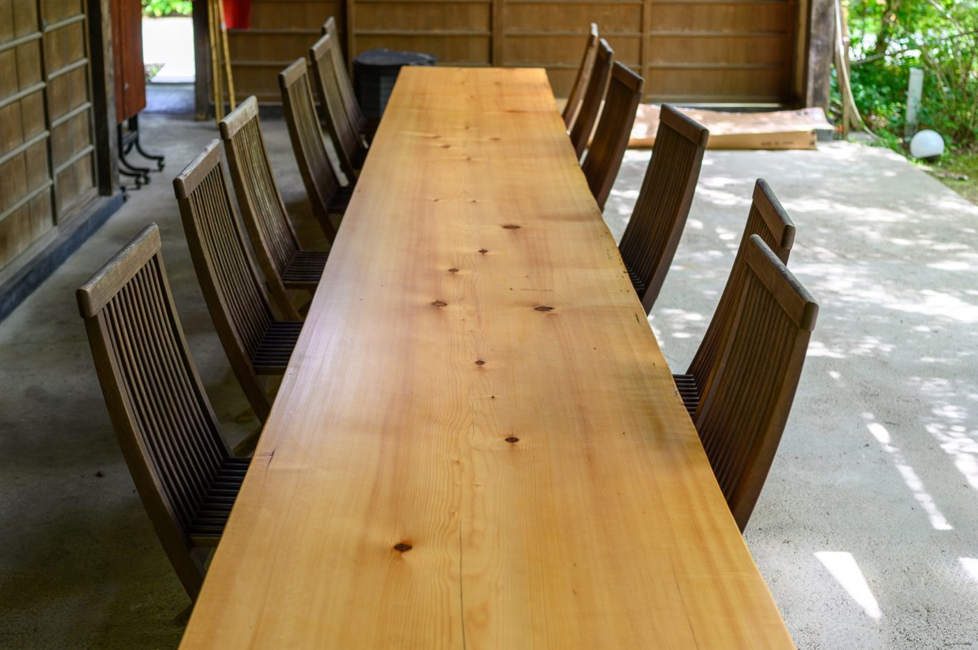 how to update an old dining room set wood table
